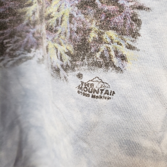 Vintage The Mountain Men's T-Shirt, Size L - Picture 3 of 5